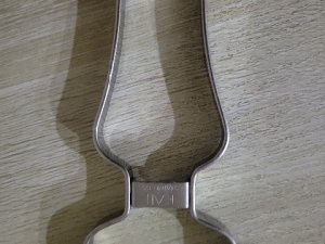 1000046823