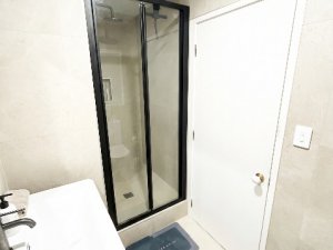 Bathroom listing