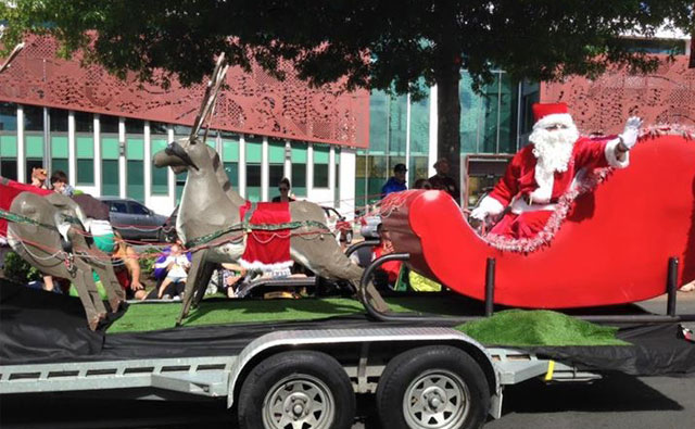 第3回 ２歳児とサンタパレード