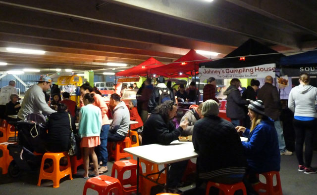 タウランガナイトマーケット