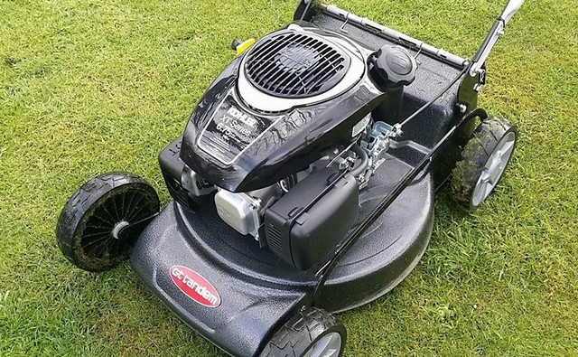 Petrol, electric and push mower. どれが一番おすすめ?